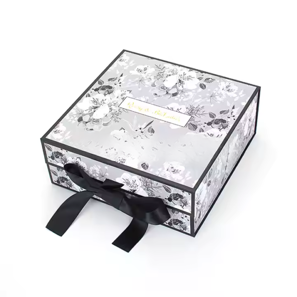 Wholesaler Custom logo Luxury Rigid Paperboard Boxes Folding Rigid Foil Stamping Gold Magnetic Gift Box - Image 5